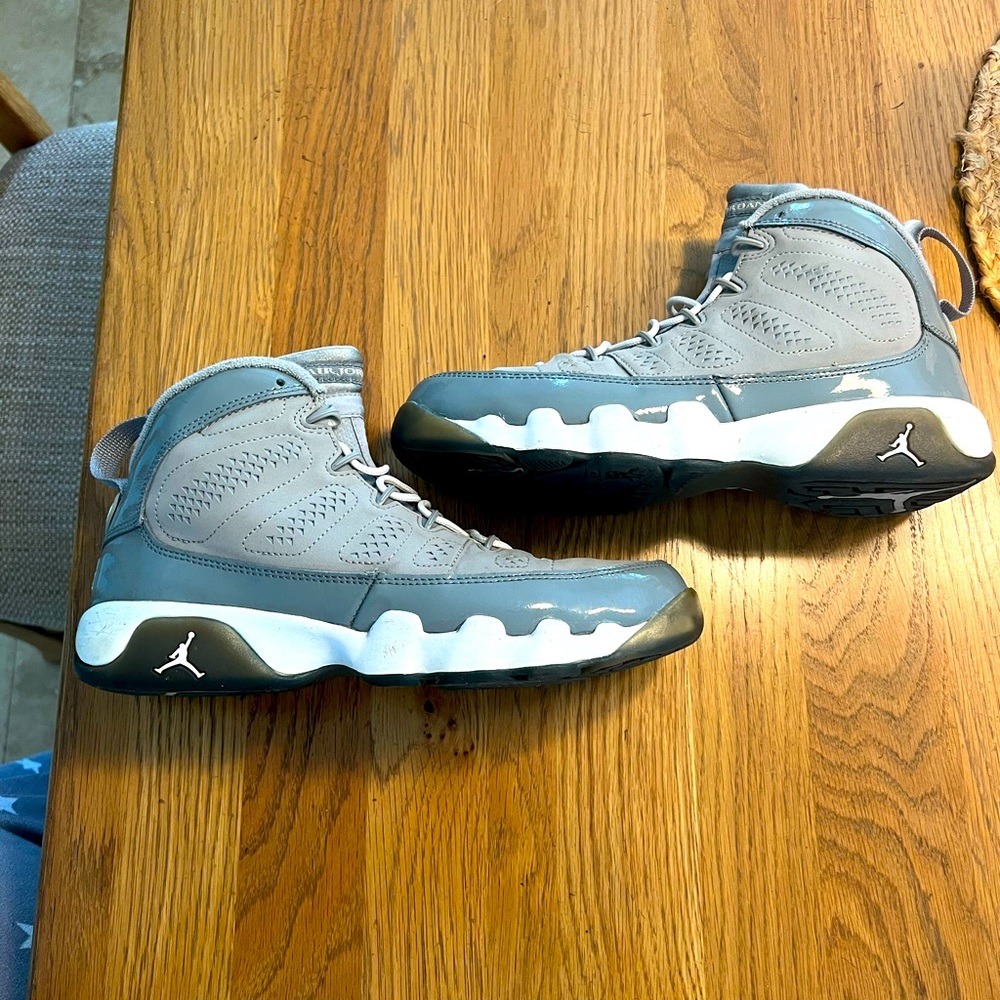 Air Jordan 9 Retro GS 'Cool Grey' 2012